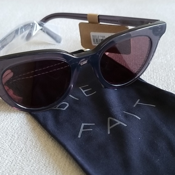*Last One* Madewell Adrian Sunglasses - Picture 1 of 4